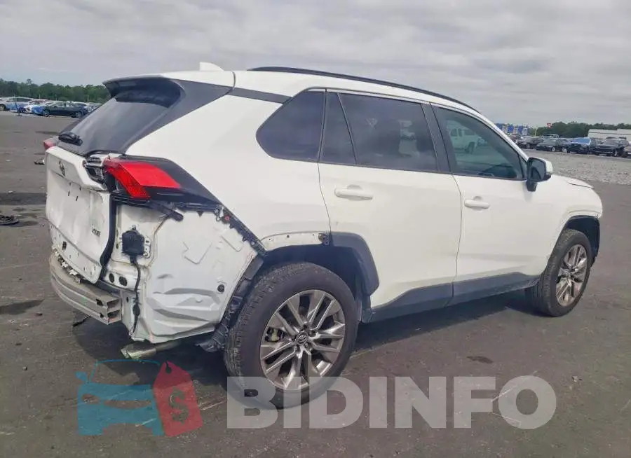 2T3C1RFV4KC014730 Photo# 3