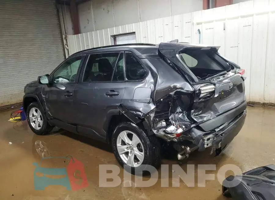 2T3F1RFV8MC176392 Photo# 2