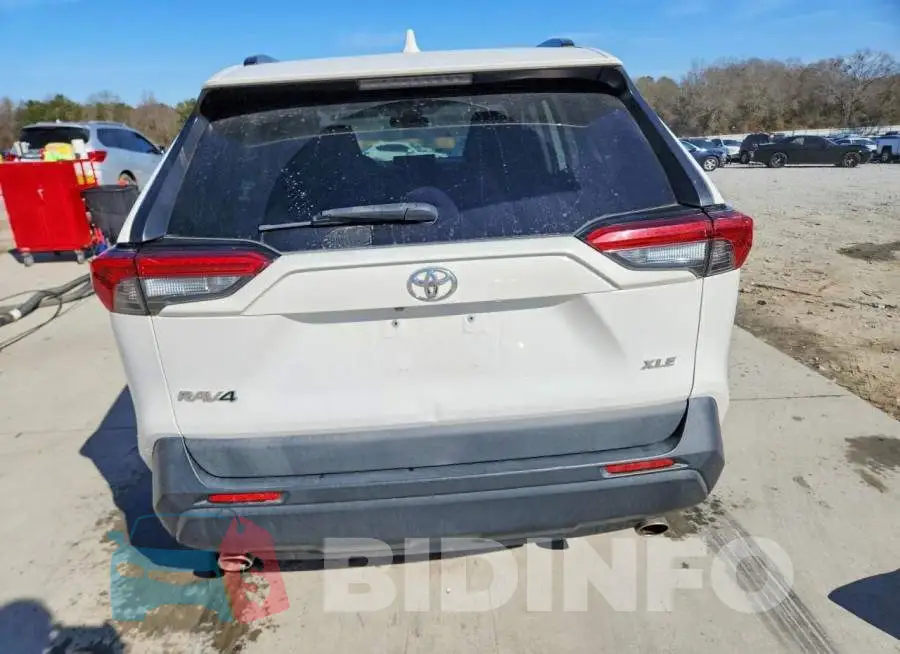 JTMW1RFV4KD016826 Photo# 6