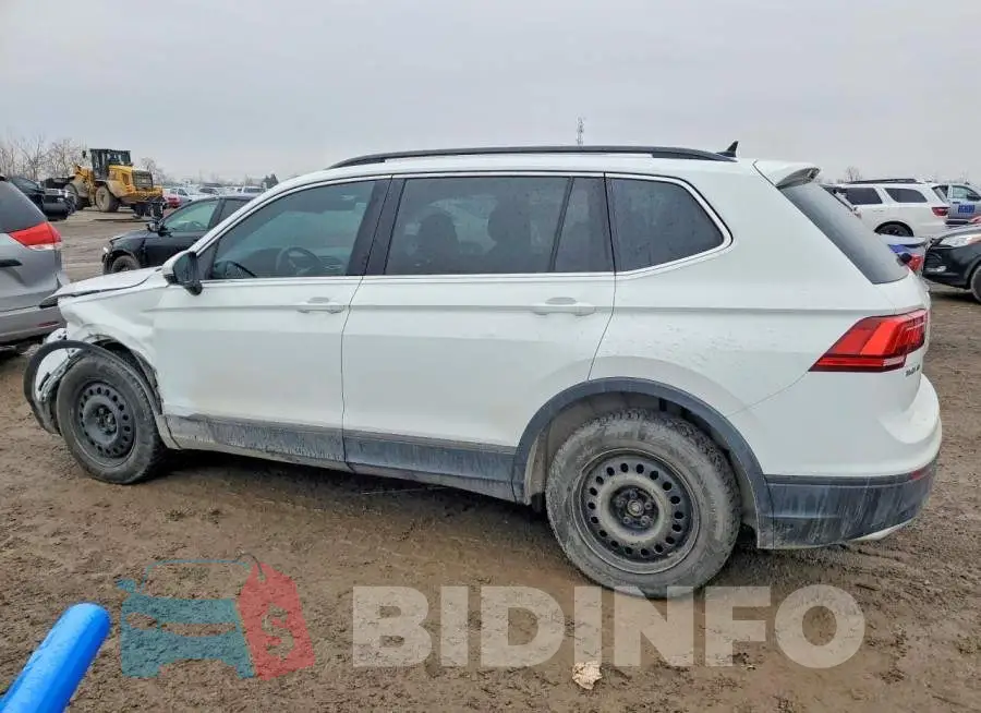 3VV2B7AXXJM150334 Photo# 2