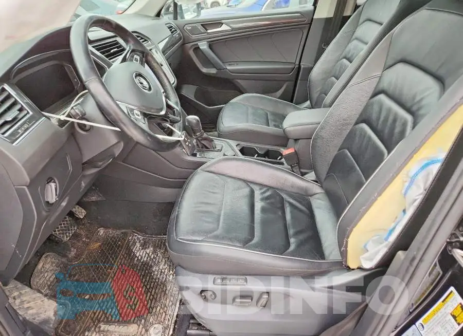 3VV4B7AX3KM138195 Photo# 7
