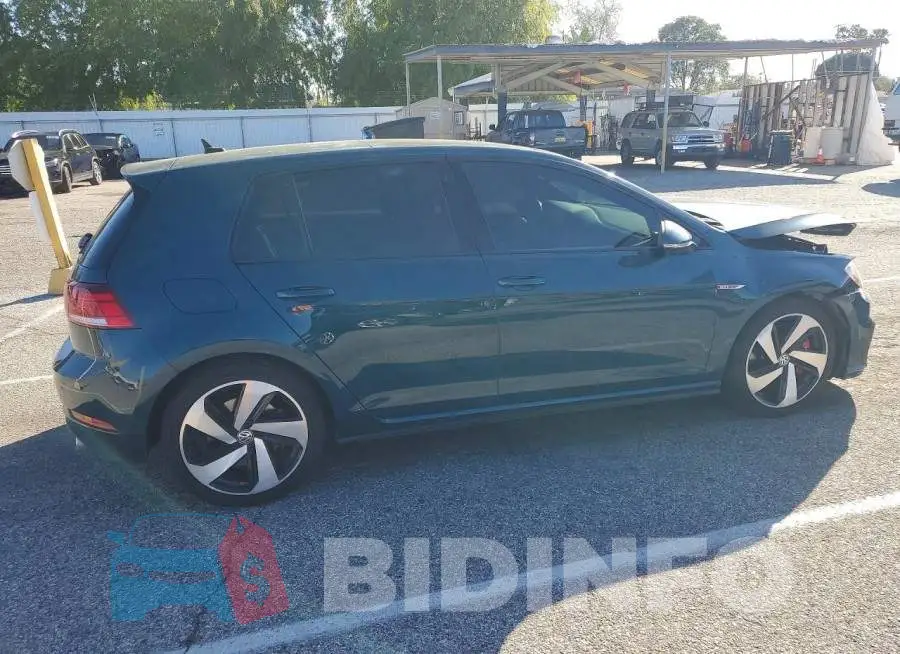 3VW6T7AU4KM035617 Photo# 3