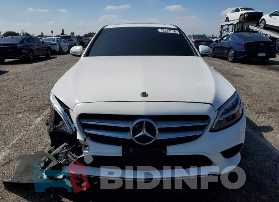 WDDWF8DB8KR461423 Photo# 5