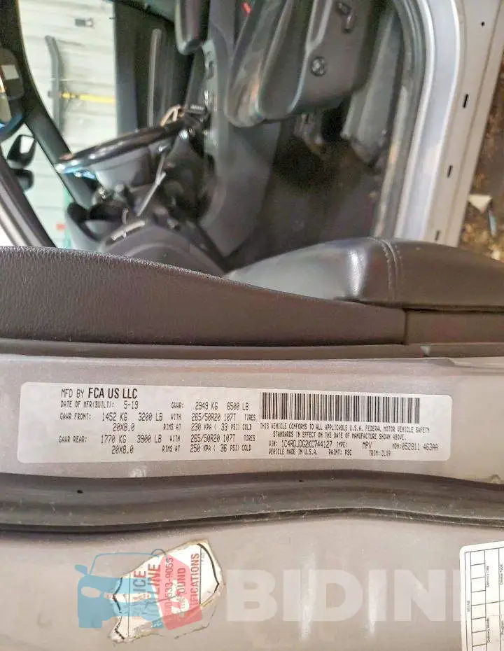 1C4RDJDG2KC744127 Photo# 14