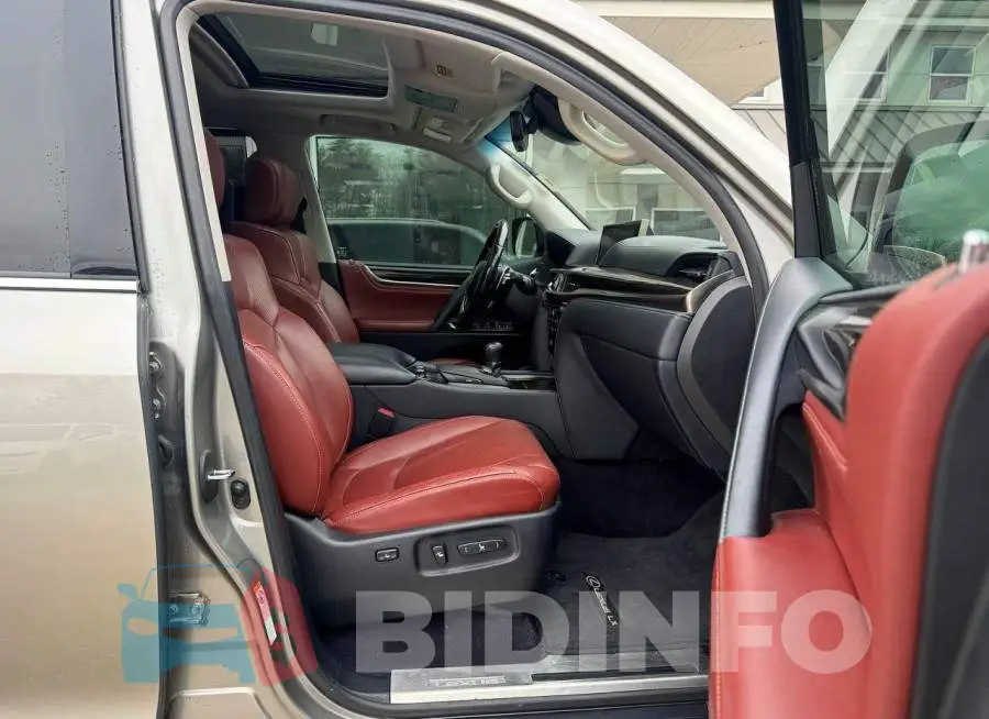 JTJHY7AXXH4228024 Photo# 5