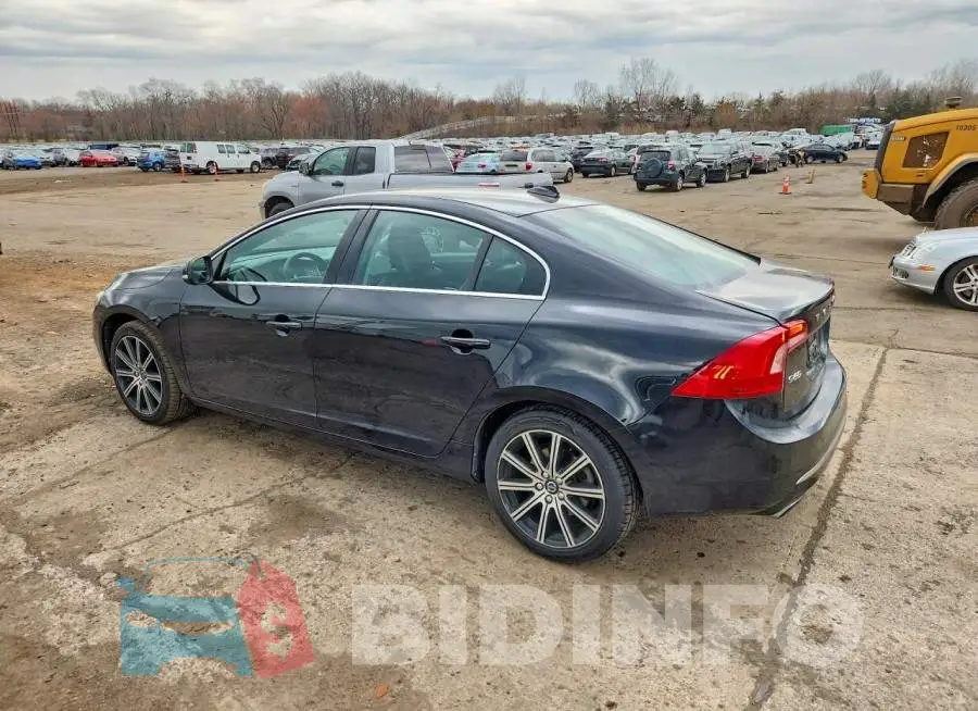 LYV402TK6HB134682 Photo# 2