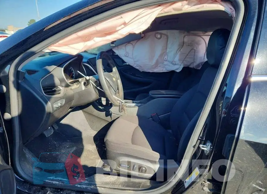 1G1ZD5ST2PF170327 Photo# 7