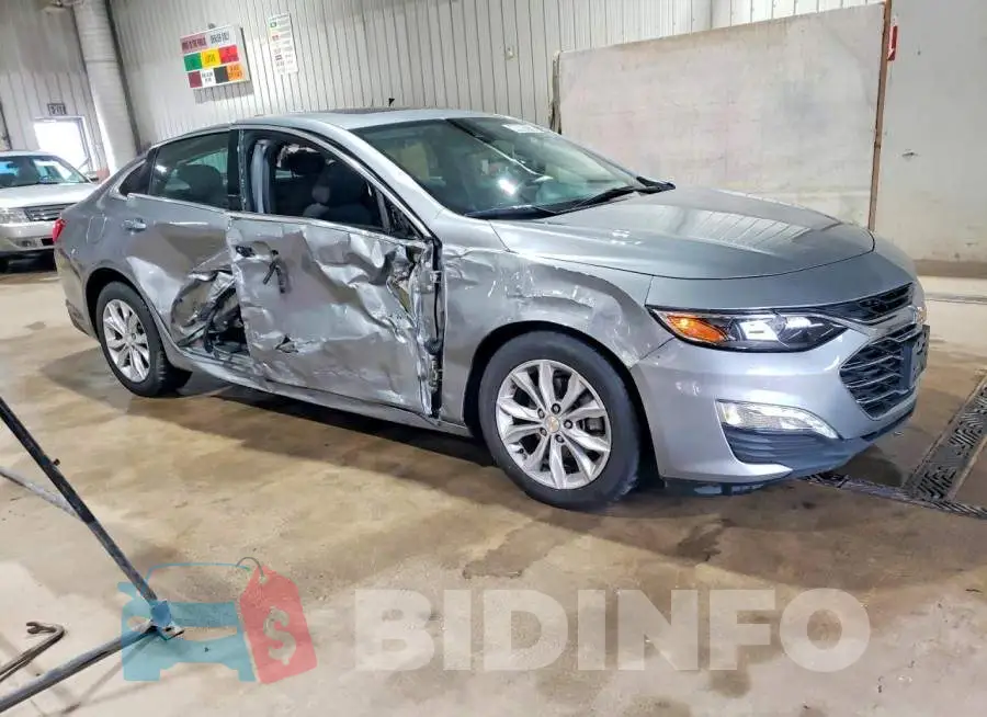 1G1ZD5ST4RF139826 Photo# 4