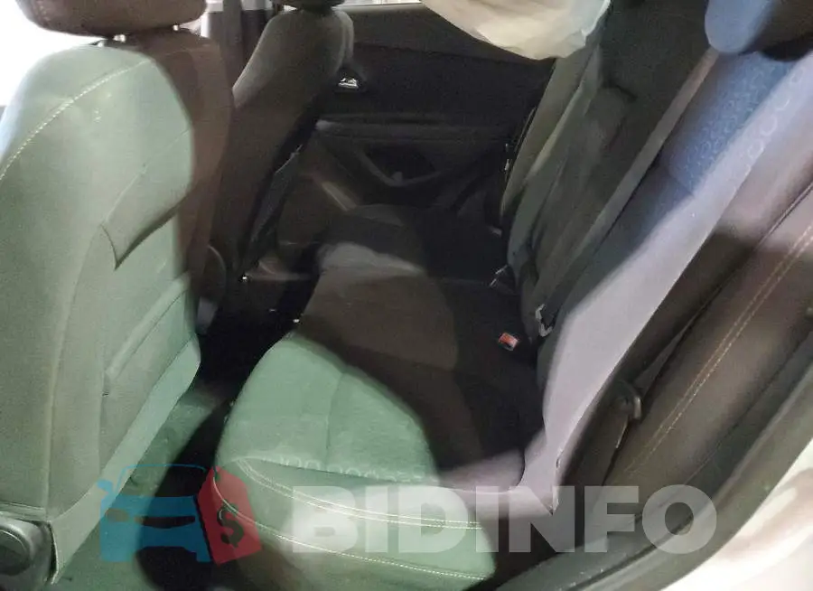 3GNCJNSB4HL201914 Photo# 11