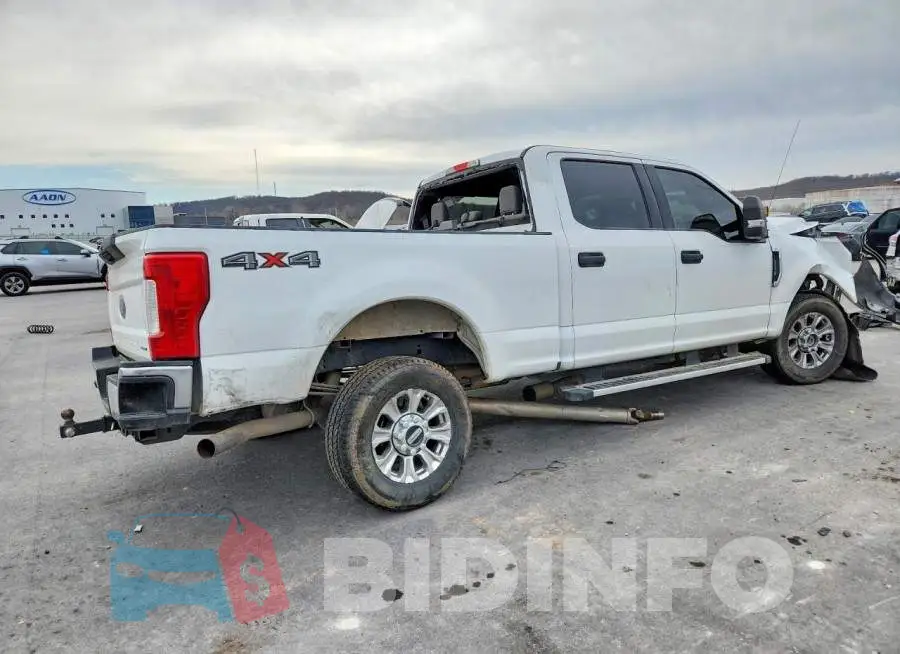 1FT7W2B67KEC40923 Photo# 3