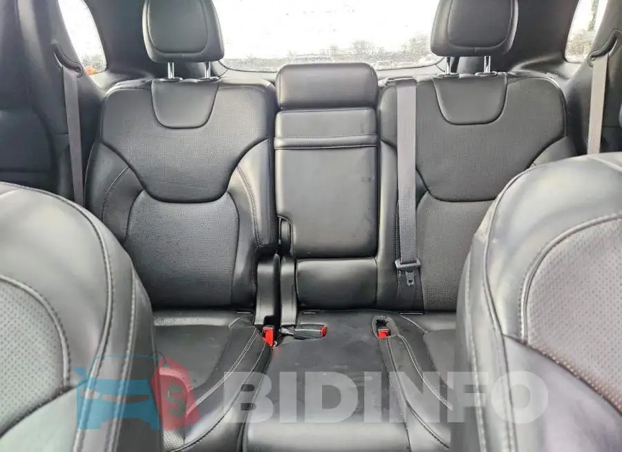 1C4PJLDX8KD110228 Photo# 10