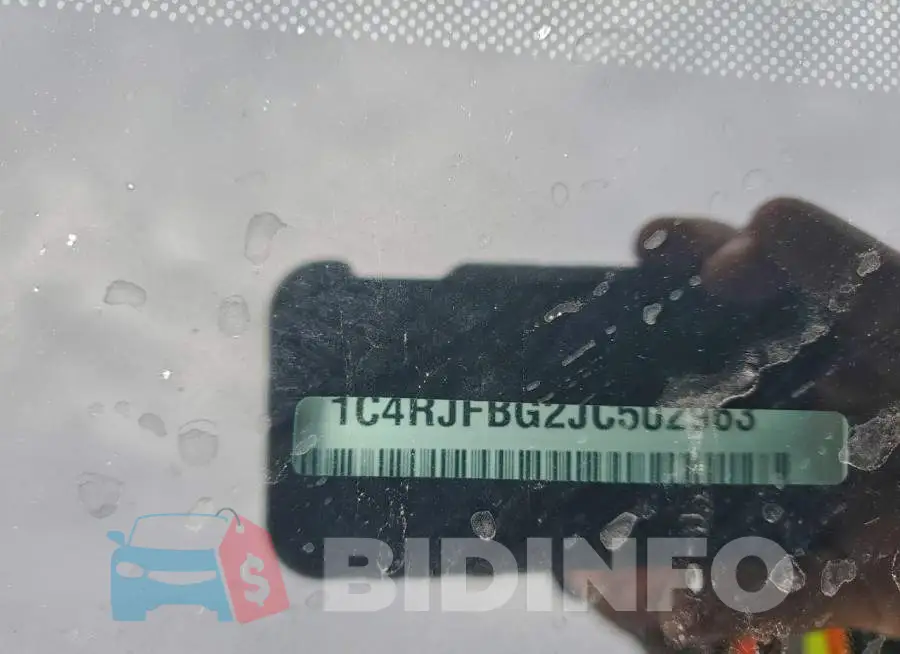 1C4RJFBG2JC502963 Photo# 13