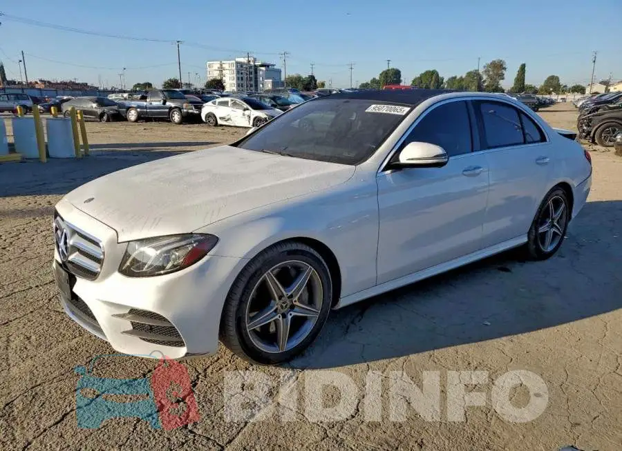 WDDZF6JB2KA514086 Photo# 1