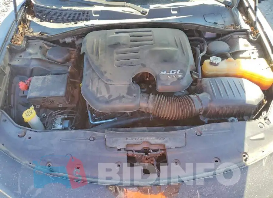 2C3CDXJG4KH639054 Photo# 11