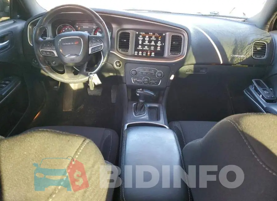 2C3CDXJG6NH186690 Photo# 8