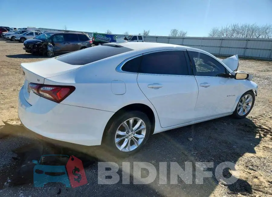 1G1ZD5ST0KF143202 Photo# 3