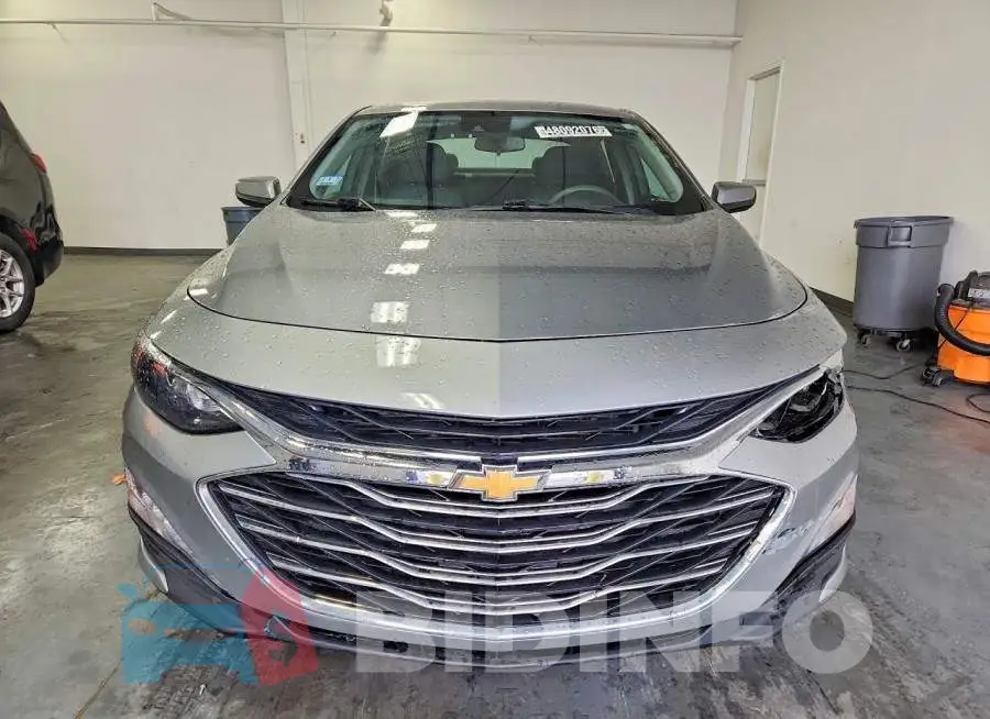 1G1ZD5ST3PF230180 Photo# 5