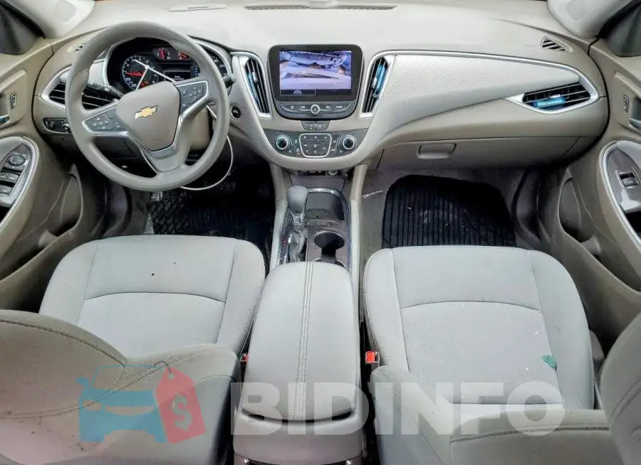 1G1ZD5ST4SF143302 Photo# 8