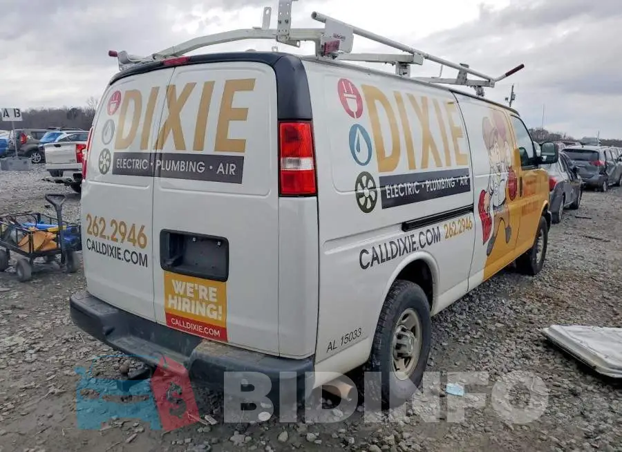 1GCWGBF77N1284735 Photo# 3
