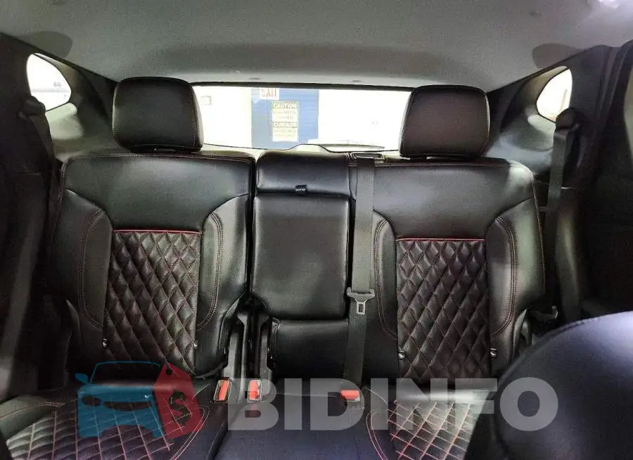 3GNKBCR44NS173053 Photo# 10