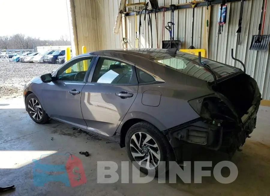 19XFC2F70HE017983 Photo# 2