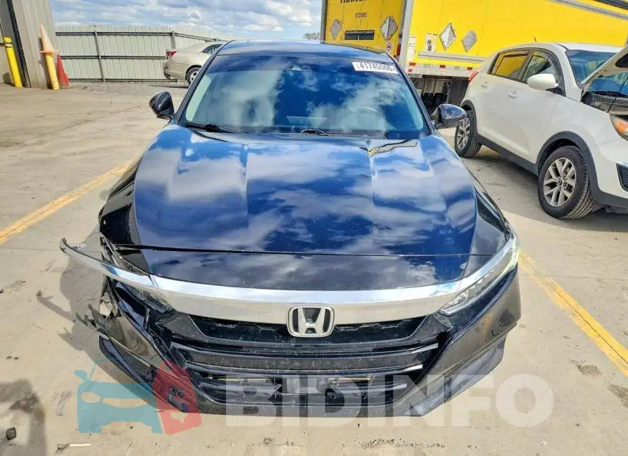 1HGCV1F52JA168937 Photo# 5