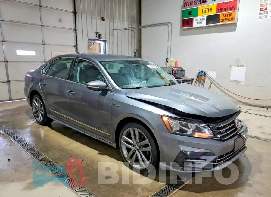 1VWDT7A3XHC046405 Photo# 4