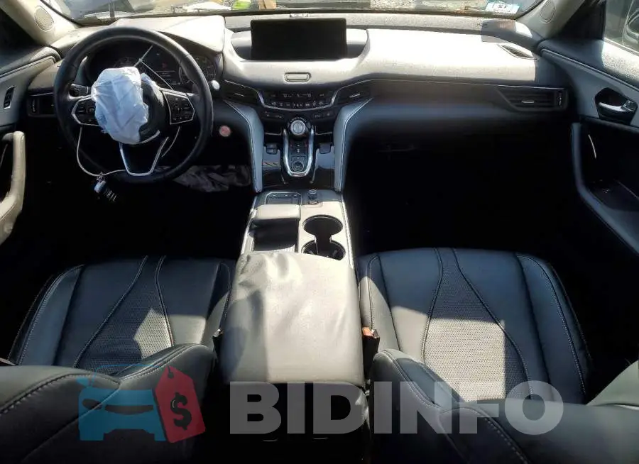19UUB6F46NA003612 Photo# 8