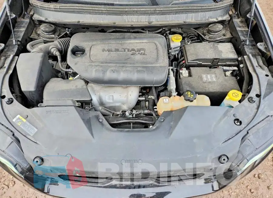 1C4PJLCB7KD370867 Photo# 11