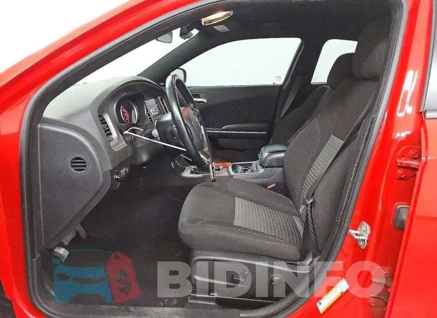 2C3CDXBG5PH653678 Photo# 7