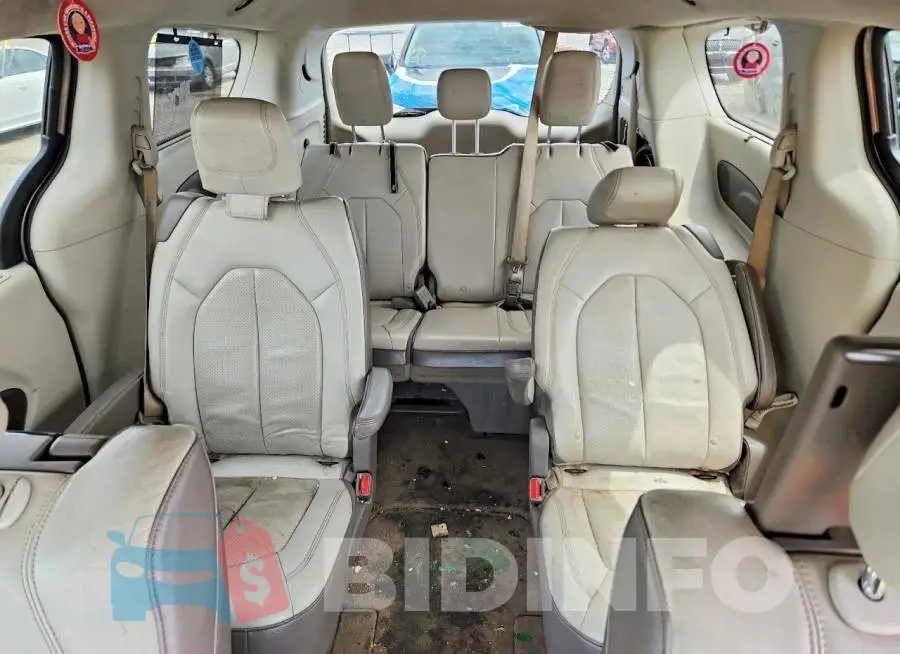 2C4RC1EG3HR763626 Photo# 10