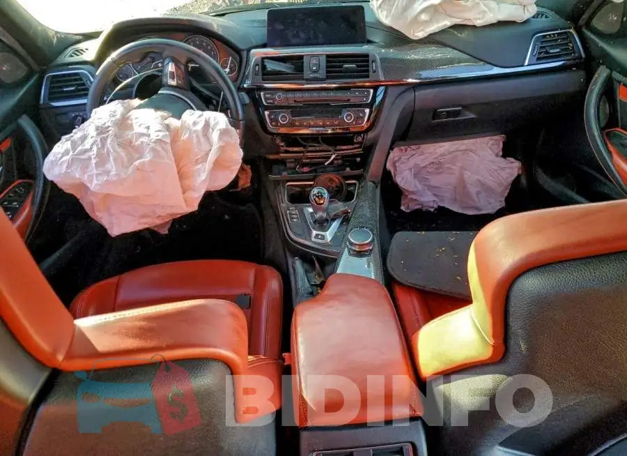 WBS8M9C51J5J80136 Photo# 8