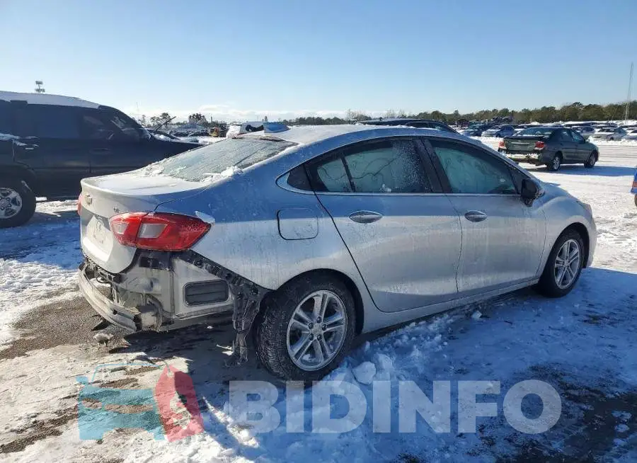 1G1BE5SM2J7163239 Photo# 3