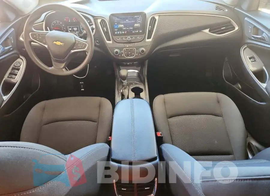 1G1ZD5ST5SF155801 Photo# 8
