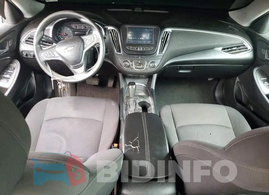 1G1ZD5ST9JF201127 Photo# 8