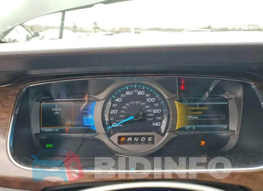 1FAHP2F83KG101413 Photo# 9