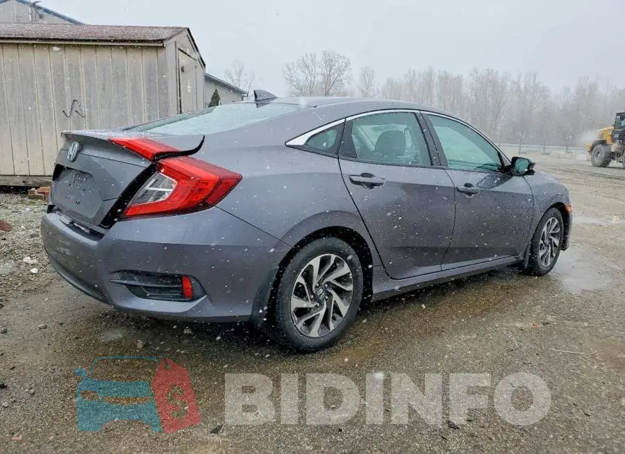 19XFC2F76HE003229 Photo# 3