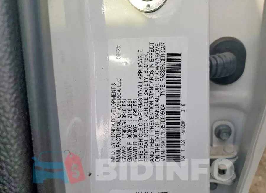 19XFL2H85TE005004 Photo# 12