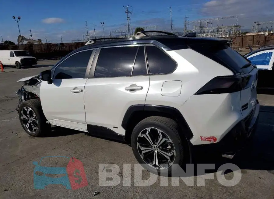 JTMFB3FV1PD148542 Photo# 2