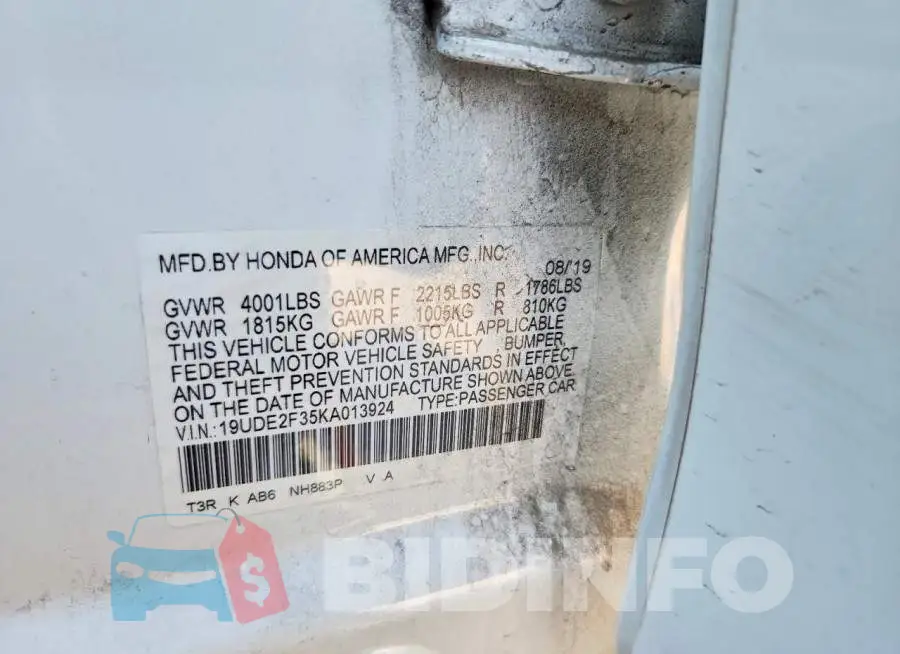 19UDE2F35KA013924 Photo# 12