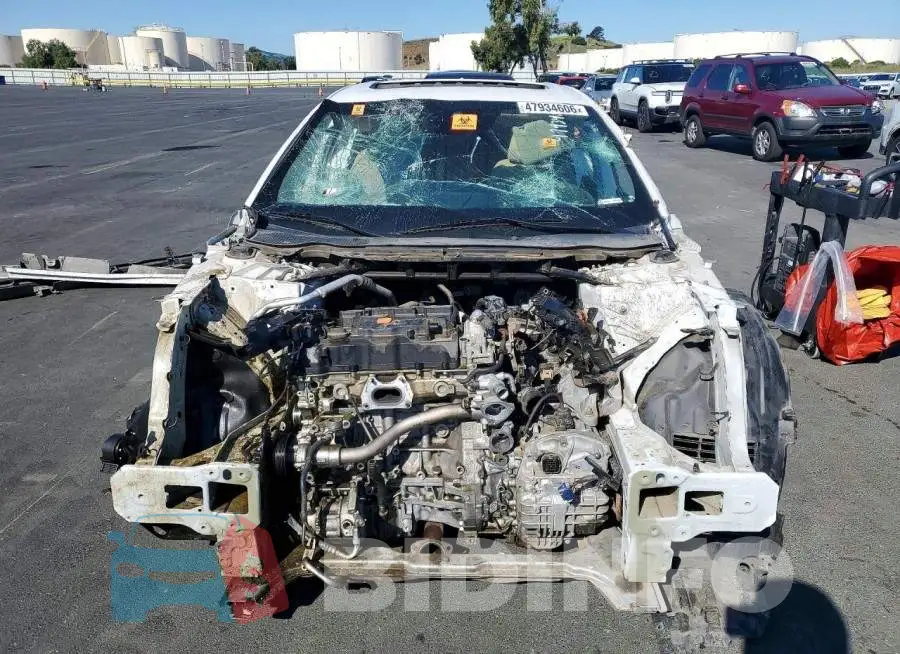 19UUB6F36MA005317 Photo# 5