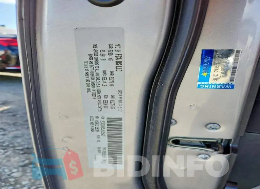 2C3CDXHG5JH125427 Photo# 13