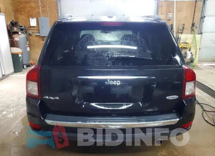 1C4NJDEB7HD128020 Photo# 6