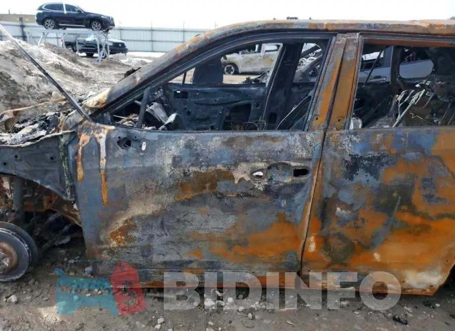 JTMW1RFV9KD019155 Photo# 7