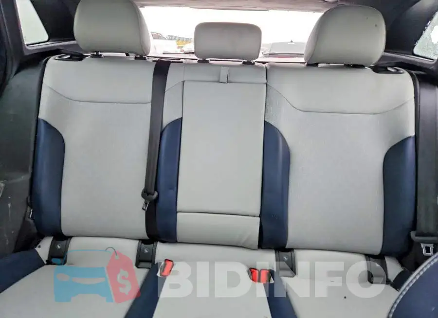 1V25MPE81PC057476 Photo# 10