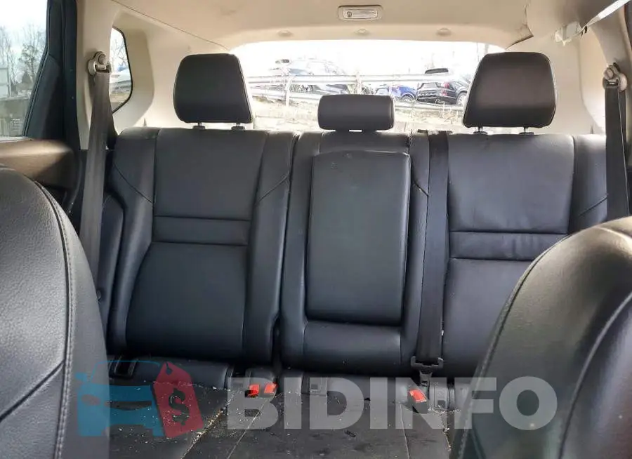 JN8BT3CBXPW182722 Photo# 10