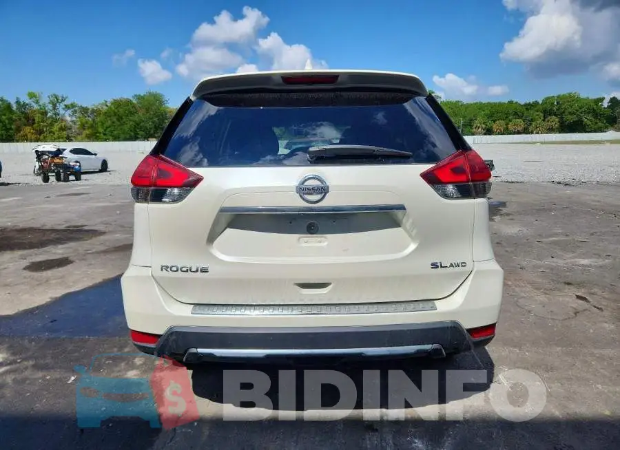 KNMAT2MV4JP610800 Photo# 6