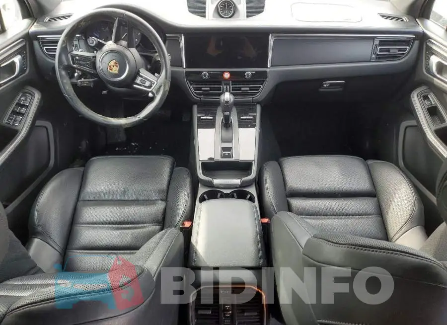 WP1AA2A54PLB16297 Photo# 8