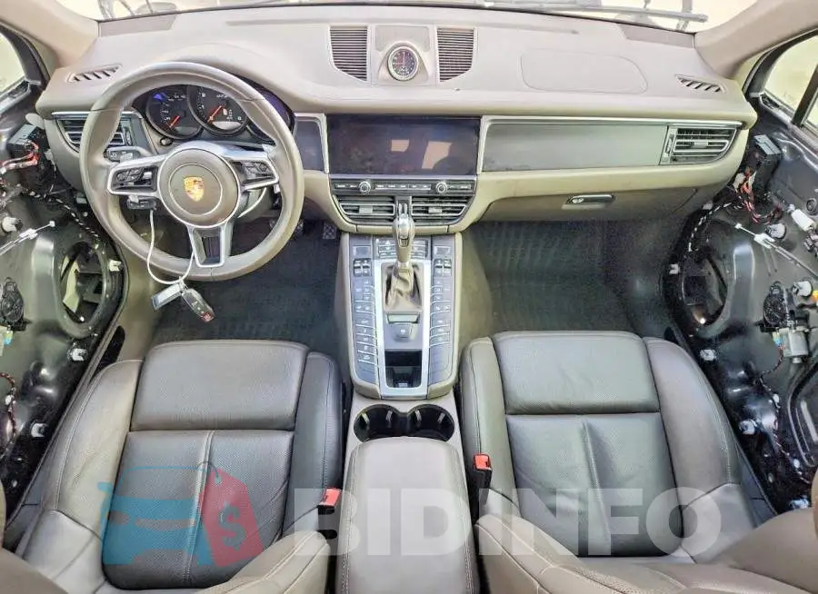 WP1AG2A52MLB53472 Photo# 8