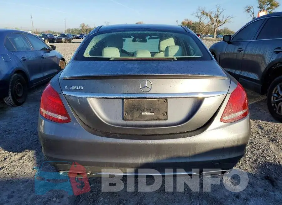 WDDWF4JB3HR220570 Photo# 6